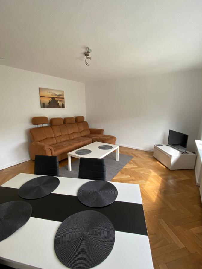 3 Zimmer Wohnung Fuer 4 Personen Lubeck Bagian luar foto