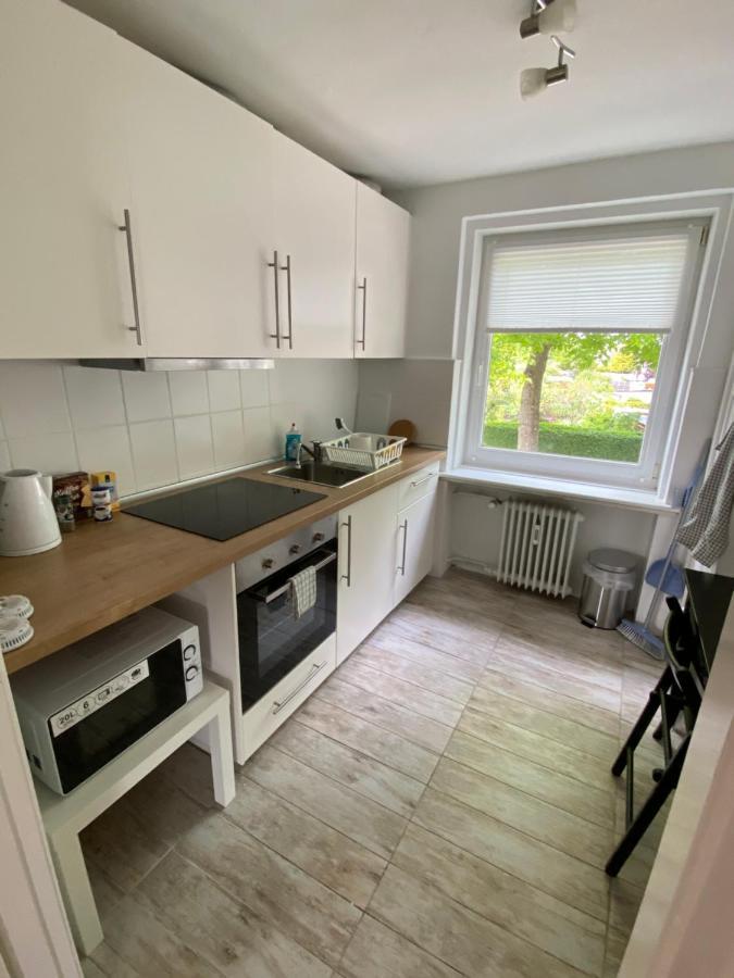 3 Zimmer Wohnung Fuer 4 Personen Lubeck Bagian luar foto