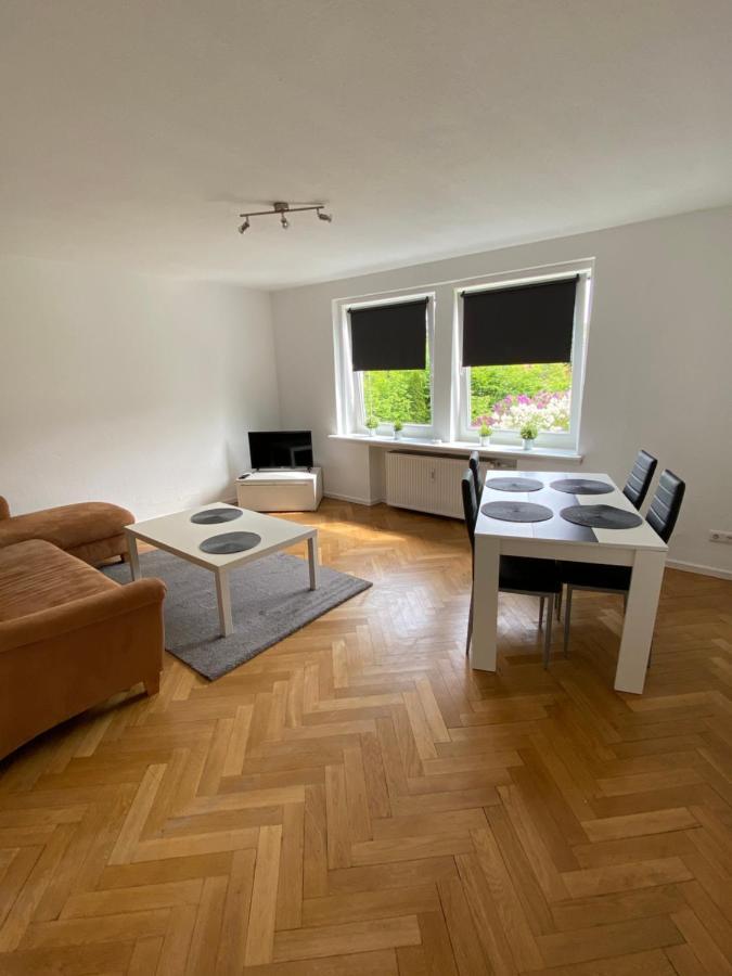 3 Zimmer Wohnung Fuer 4 Personen Lubeck Bagian luar foto